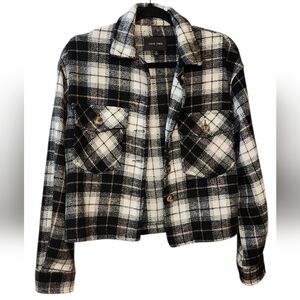 EUC Love Tree Black and White Plaid Flannel Jacket with Front Pockets Size Small
